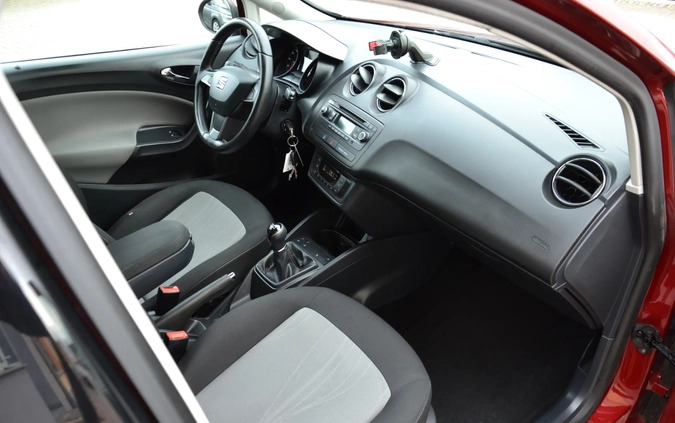 Seat Ibiza cena 29900 przebieg: 160000, rok produkcji 2015 z Lubsko małe 497